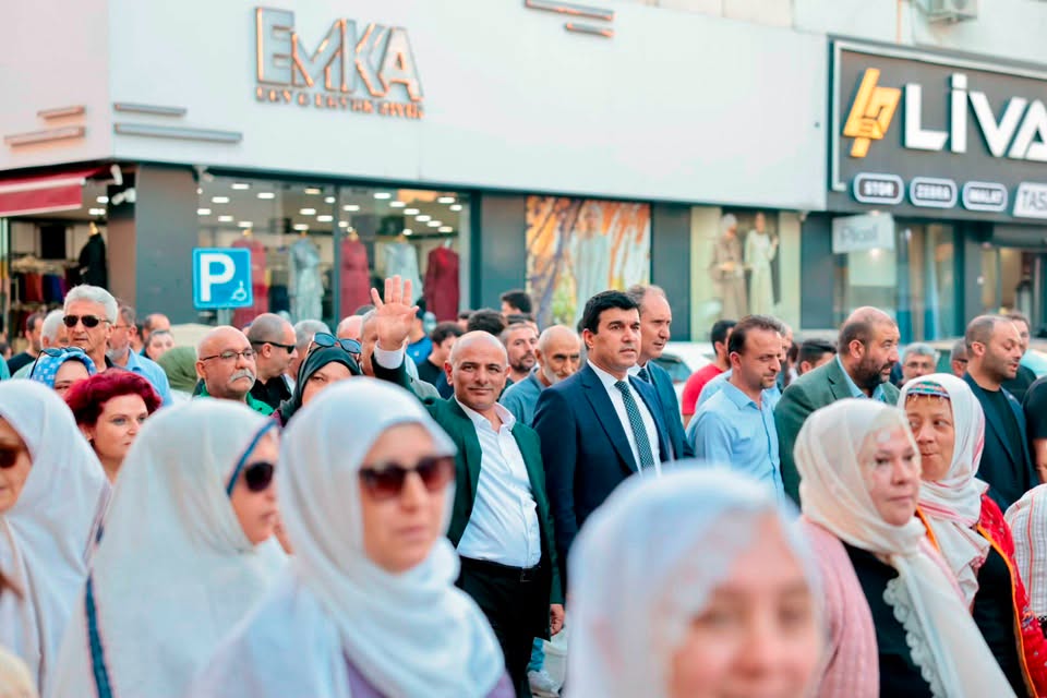 52. Alt�n Kiraz Festivali Co�kuyla Ba�lad�