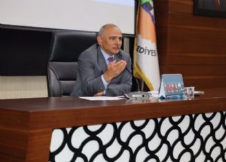Krfez Meclisinden Karikatr Tepkisi