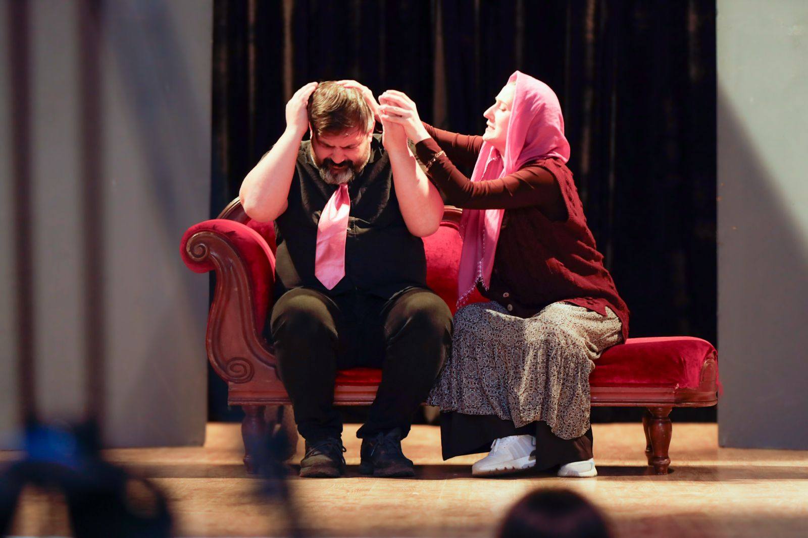 Tatl� ve �fkeli, Be�eni Toplad�