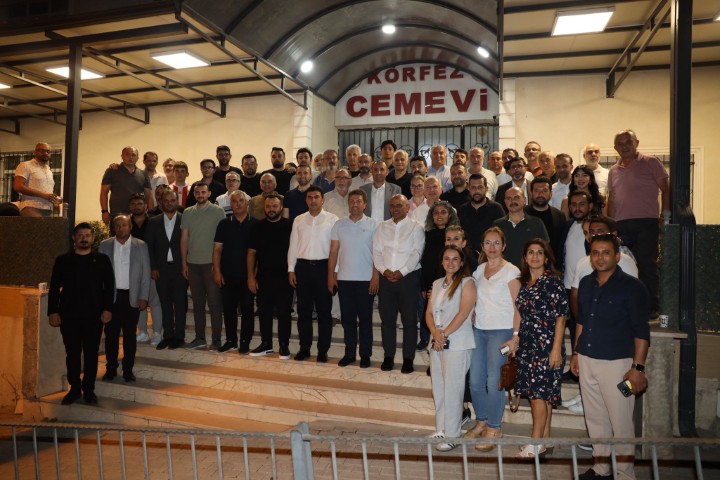Bakan ener St, "Muharrem ftarnda Canlarla Ayn Sofrada Bulutu"