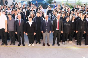 Ba�kan S���t, "Gen�lerimize G�veniyoruz"