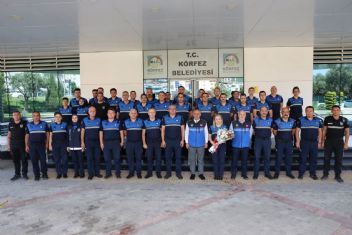 Ba�kan S���t Zab�ta Personeliyle Bulu�tu