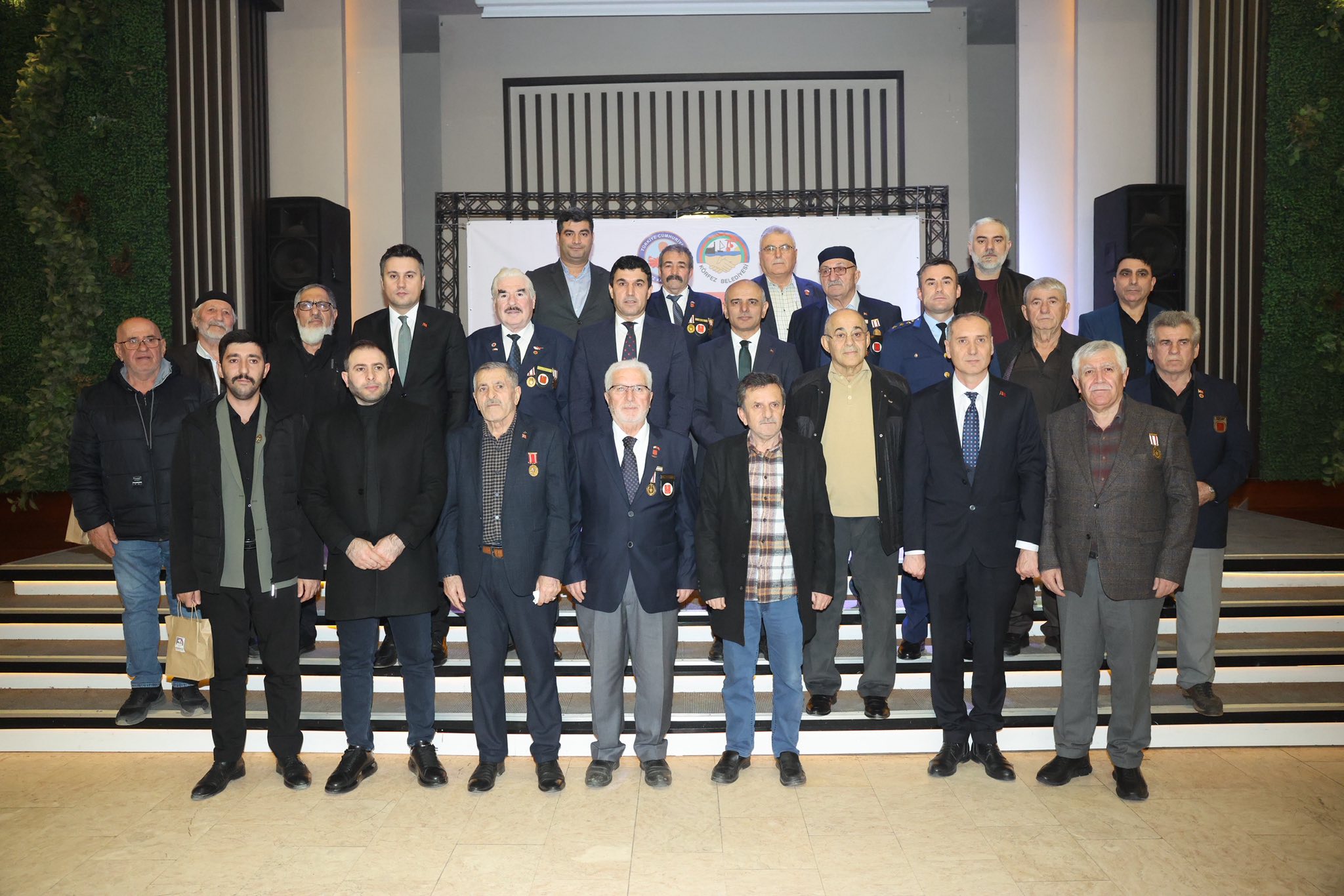 �ener S���t, �ehit Yak�nlar� Ve Gazilerle �ftarda Bulu�tu