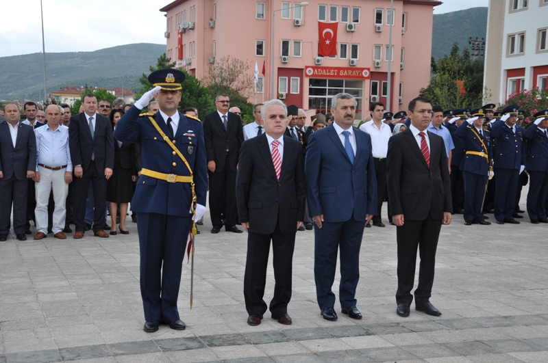 Krfezde 30 Austos Zafer Bayram Coku le Kutland