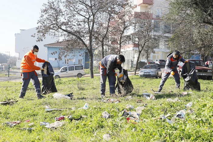 Krfezde Temizlik Ekipleri Drt Bir Yanda