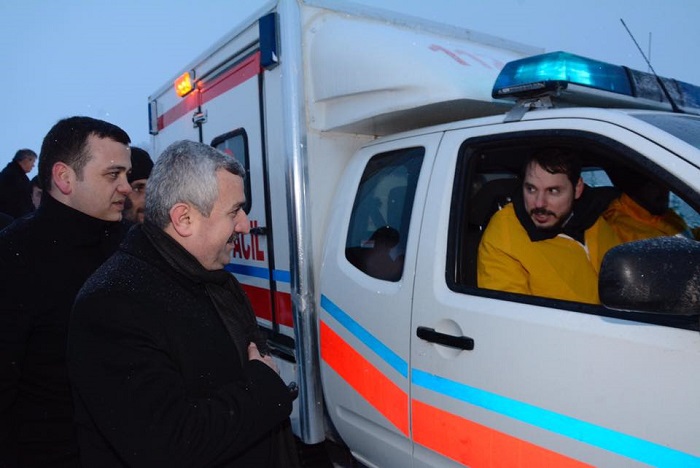 Bakan Albayrak Krfeze geldi, inceleme yapt