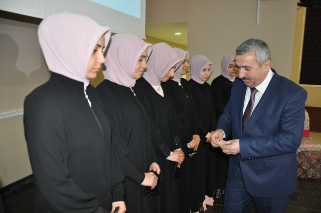 Hafize olan Krfezli Kzlar Taland