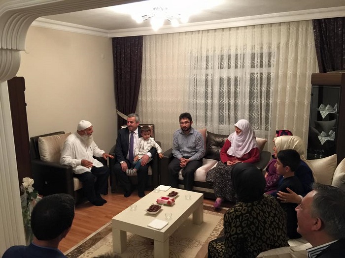 Bakan Baran Hacdan Dnen Haclar Evlerinde Ziyaret Etti