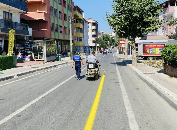 Zab�ta Ekipleri Pazar Yeri �izgilerini Yeniliyor