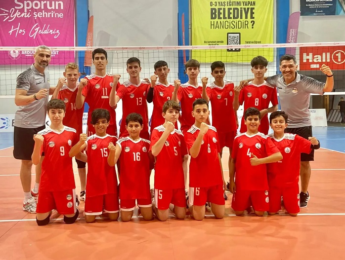 Voleybolcular Mersinden Baaryla Dndler