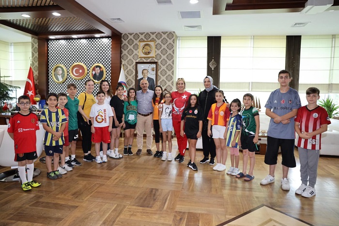 Bakan Stn Minik Misafirleri