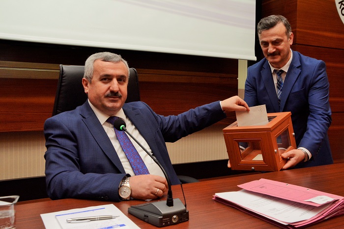 Krfezden Avaya yol yaplacak