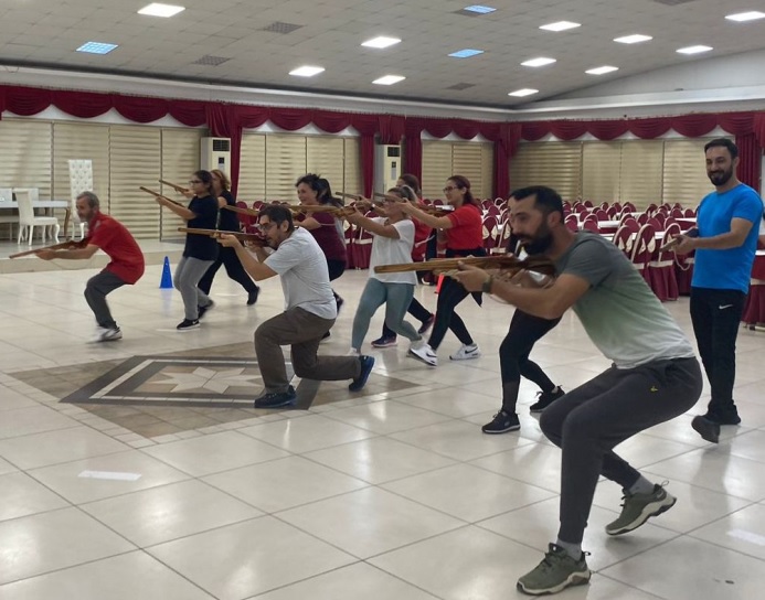 Krfez Halkoyunlar, 100. Yl zel Gsterisine Hazrlanyor