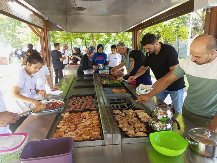 Krfezde Dumansz Mangal Keyfi Balad