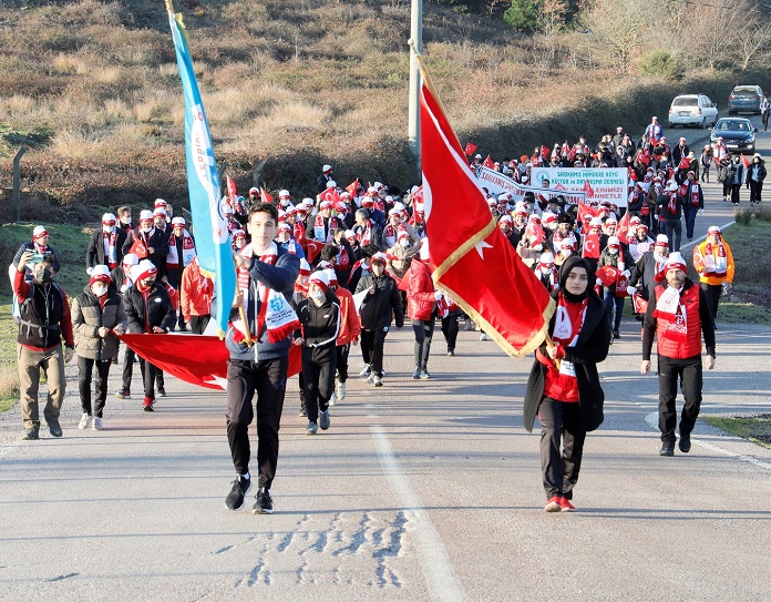 Krfezliler Sarkam ehitleri in Yrd