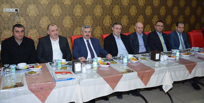 Bakan Baran Krfezli Frnclarla Bulutu