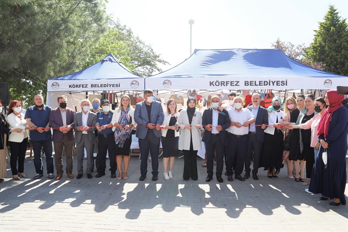 Krfezli Kadnlarn El Emekleri, Kazanca Dnyor