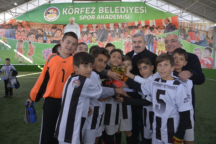 ampiyonlar artk Krfezde yetiecek