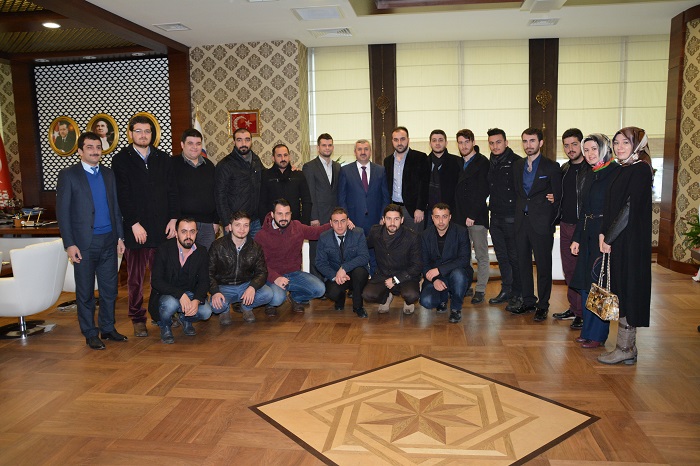 Bakan Baran Ak Genlii Makamnda Arlad