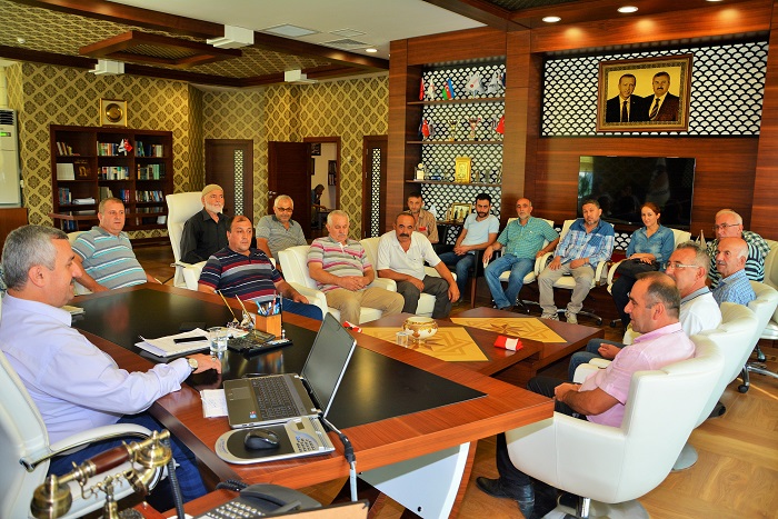 Ba�kan Baran, Hac� Osman Mahalle Sakinlerini A��rlad�