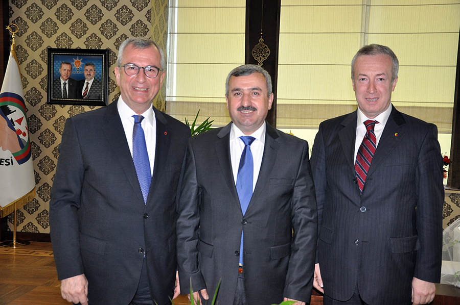 Erkut ve lhan Baran kutlad