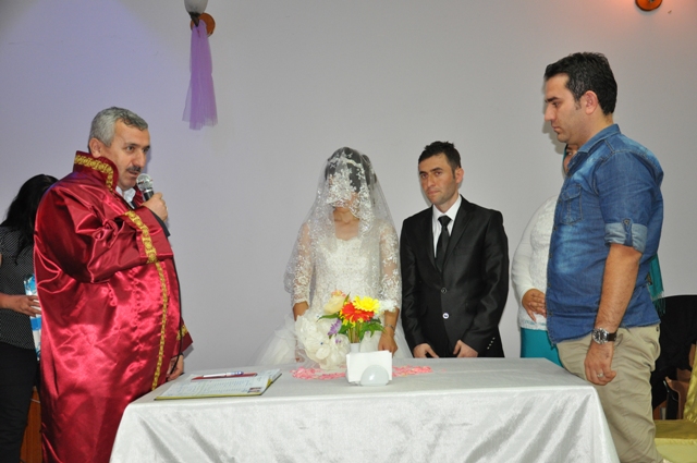 Bakan Baran iftleri Yalnz Brakmad