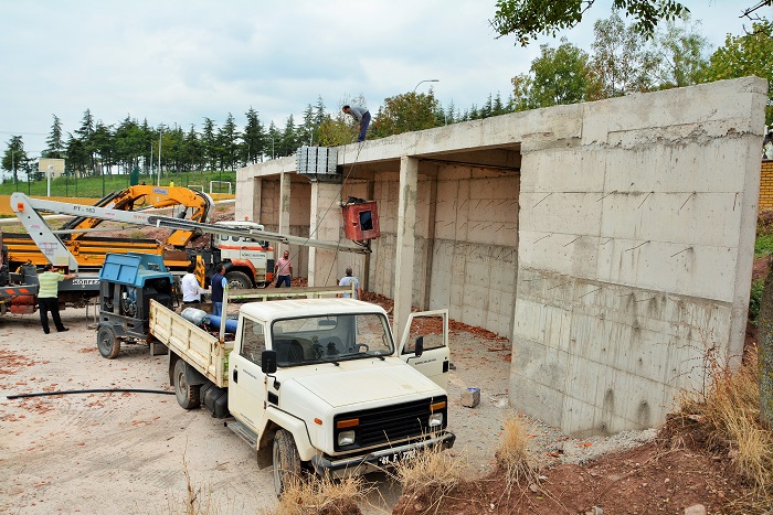 �aml�tepe�ye Modern D���n Salonu Yap�l�yor