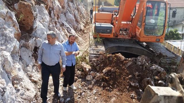 Krfez Belediyesi Yol Ama Atanda