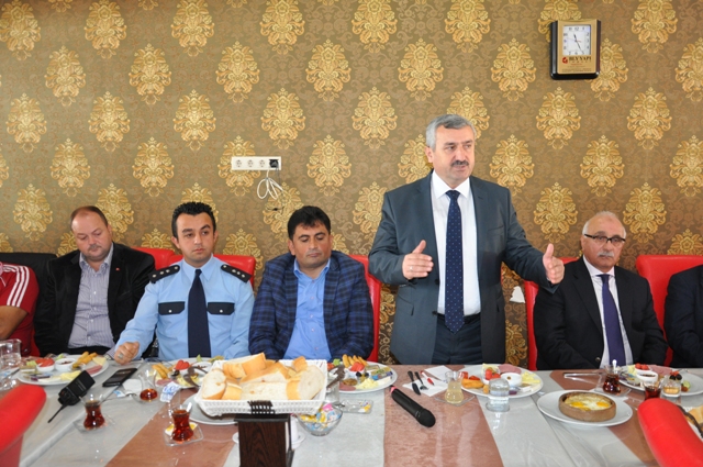Bakan Baran Beden retmenleriyle Bulutu