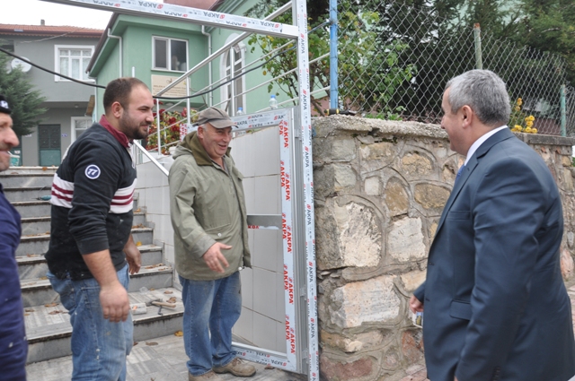 Bakan Baran Kylerdeki almalar nceledi
