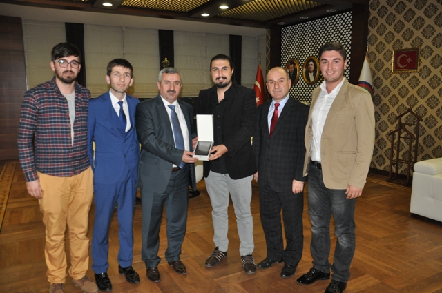 Bakan Baran Krfez Kent Konseyinin Baarsn dllendirdi