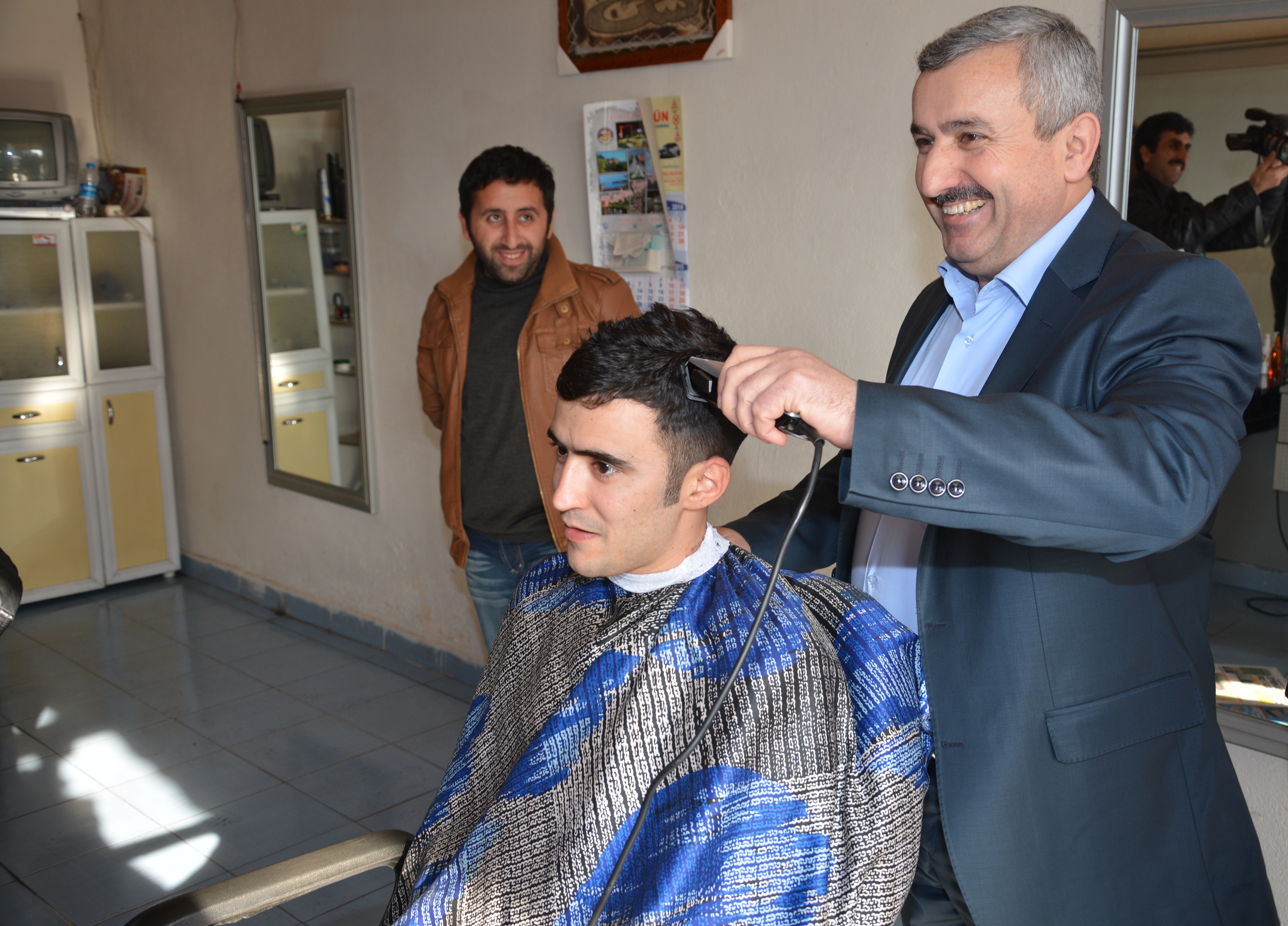 Bakan Baran Esnafla Bulumaya Devam Ediyor