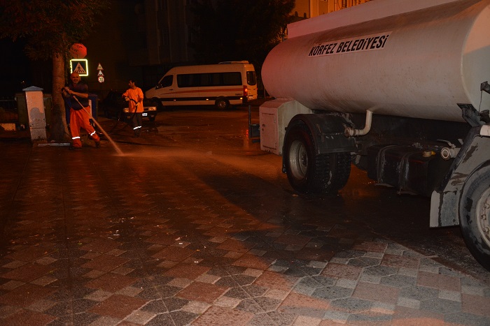 Krfezde Temizlik Mesaisi Bitmiyor