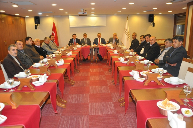 Bakan Baran Ky Muhtarlaryla Bir Araya Geldi
