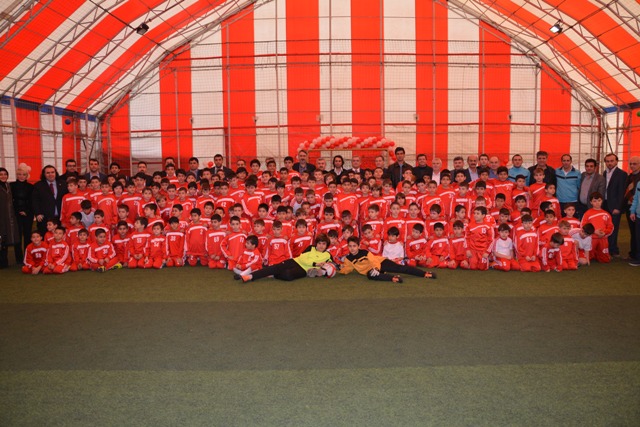 Gelecein Yldzlar Krfez Futbol Akademisinden Yetiecek