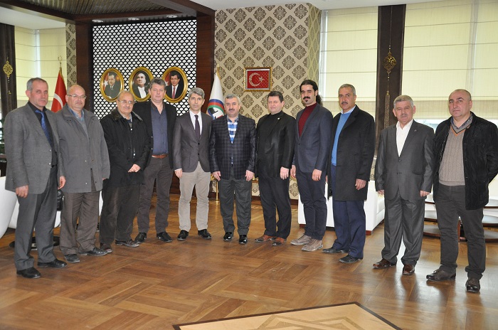 Siyaset Bir Hizmet Yardr
