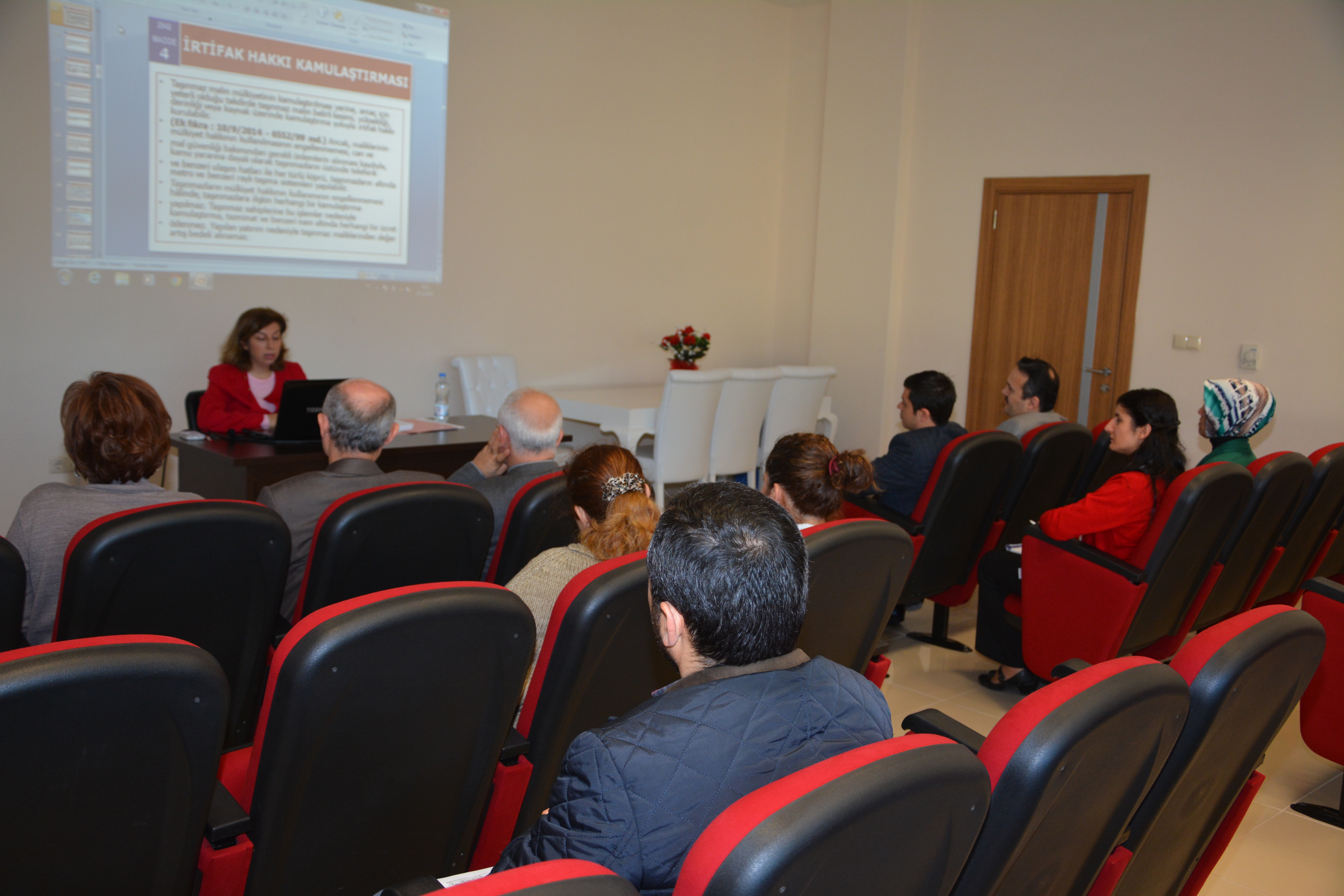 Krfez Belediyesi Eitimi Elden Brakmyor