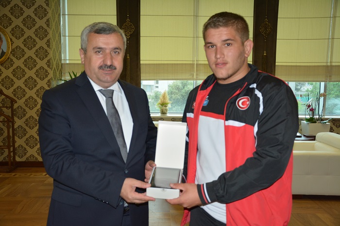 Bakan Baran ampiyonu Arlad