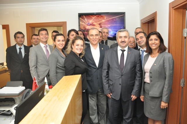 Dp Worlda Bakan Ziyareti