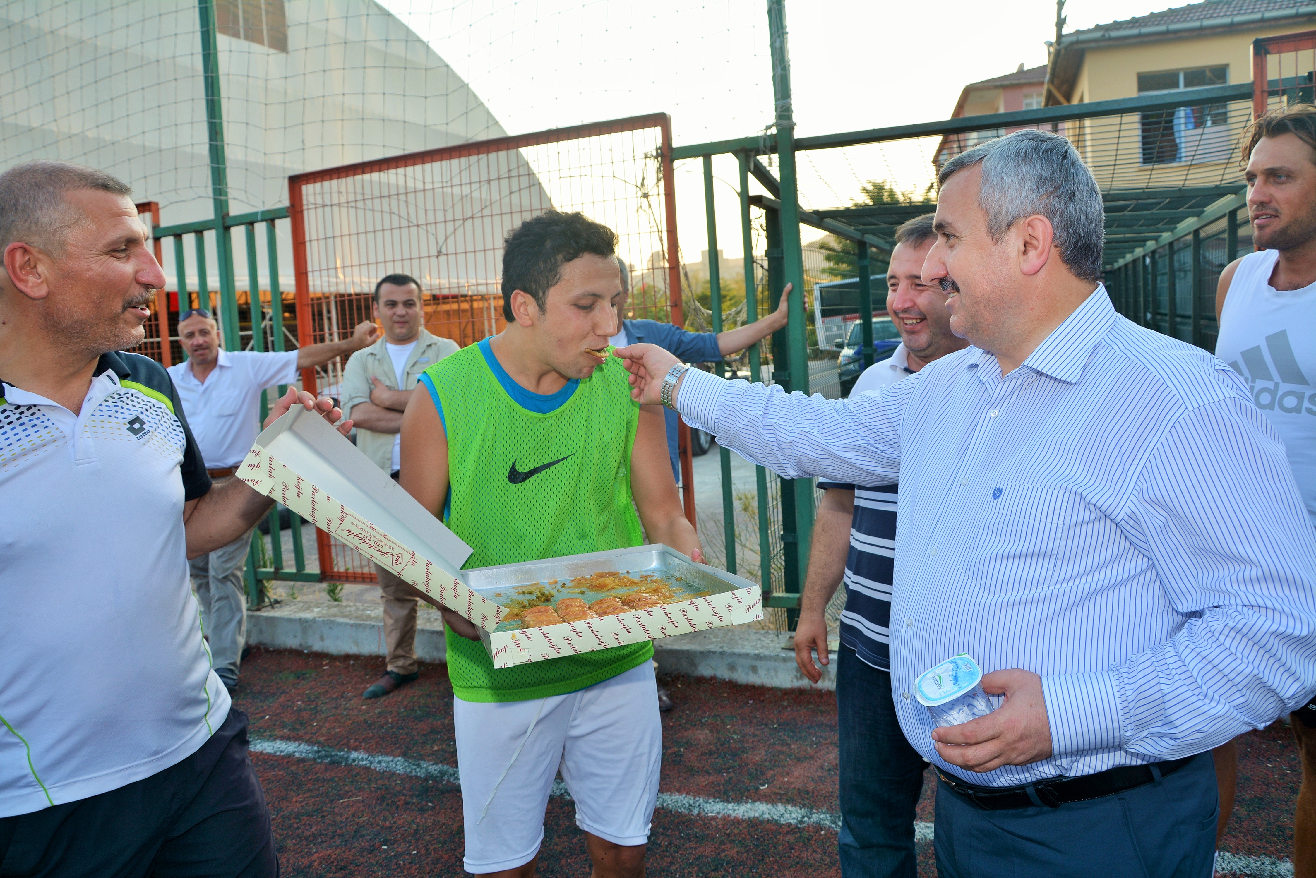 Belediye Bakan Baran Hereke Yldz Spor Antrenmannda