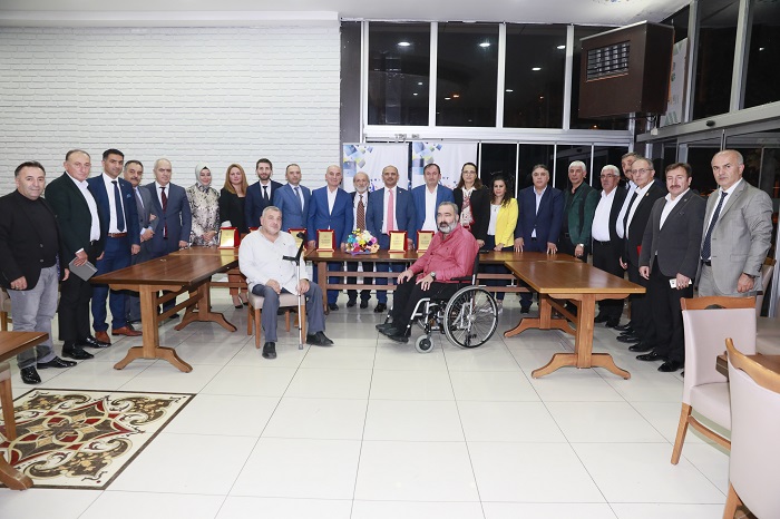 Bakan St, "Kent Konseyi Birletirici G"