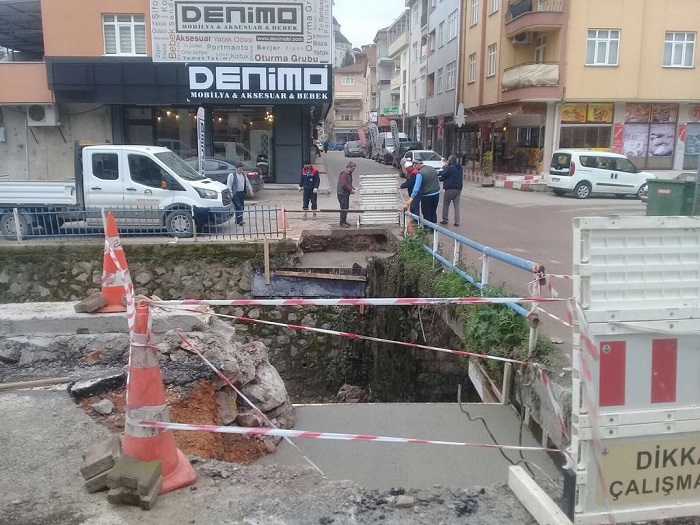 Sarmak Dere Tamam, SIRA AADEREDE
