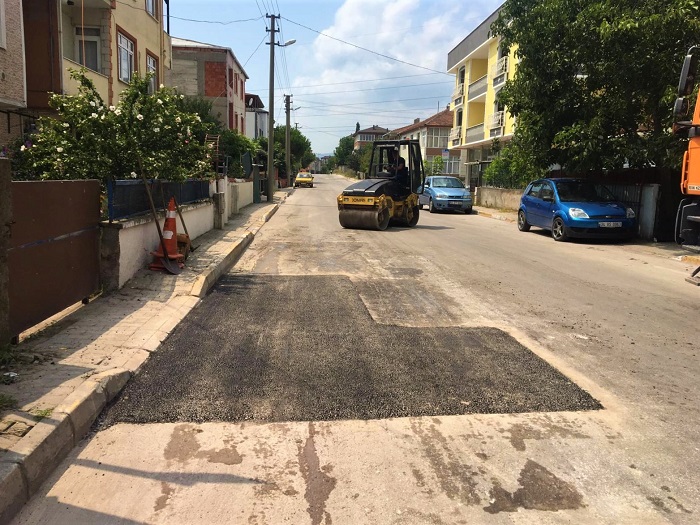 Krfezde Bozulan Yollara Asfalt