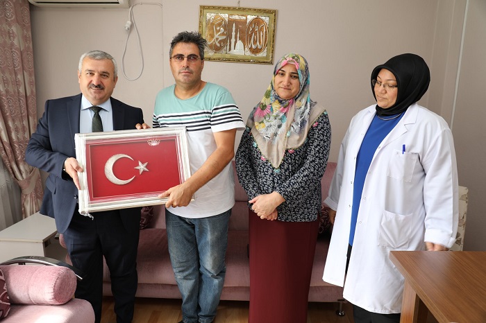 AZZ VATANIMIZIN MERT EVLATLARIYLA GURUR DUYUYORUZ