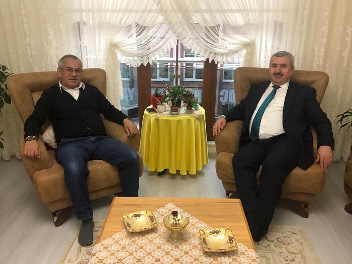 Bakan Barandan Vatandaa Ziyaret