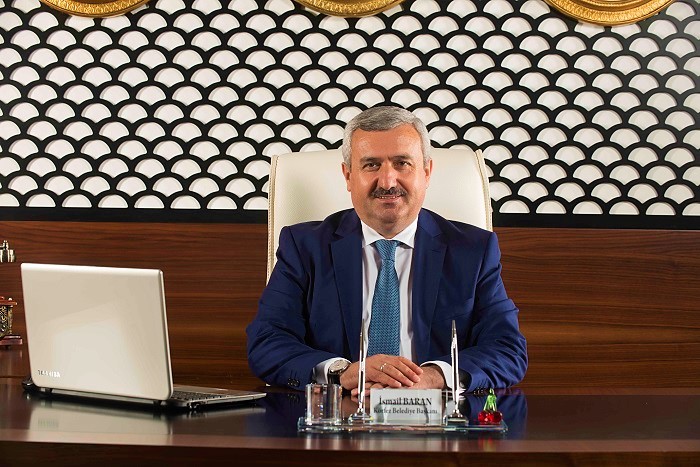 Bakan Baran: Anne; Sevginin Simgesidir
