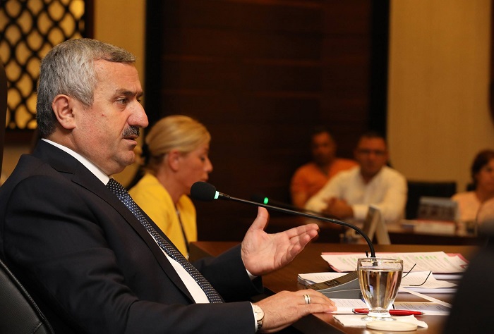 Krfezde Performans Program Meclisten Geti