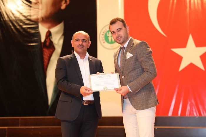 "Kendinizi Yenileyin, Gelitirin"