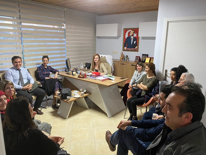 Sessiz Dostlar in Bir Aradalar
