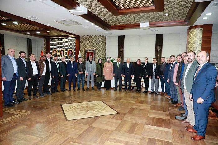 "Birlikte Glyz, Birlikte Bir Aileyiz"